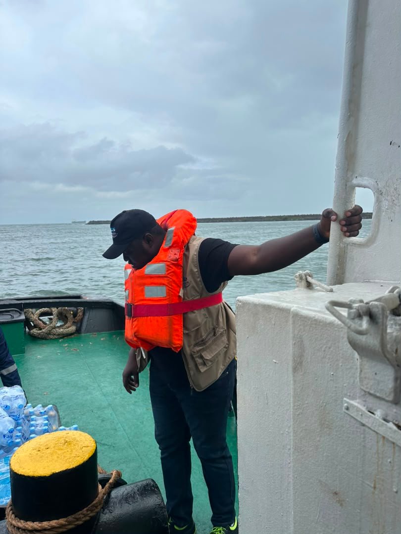 Tidevera vessel supply field activity 33